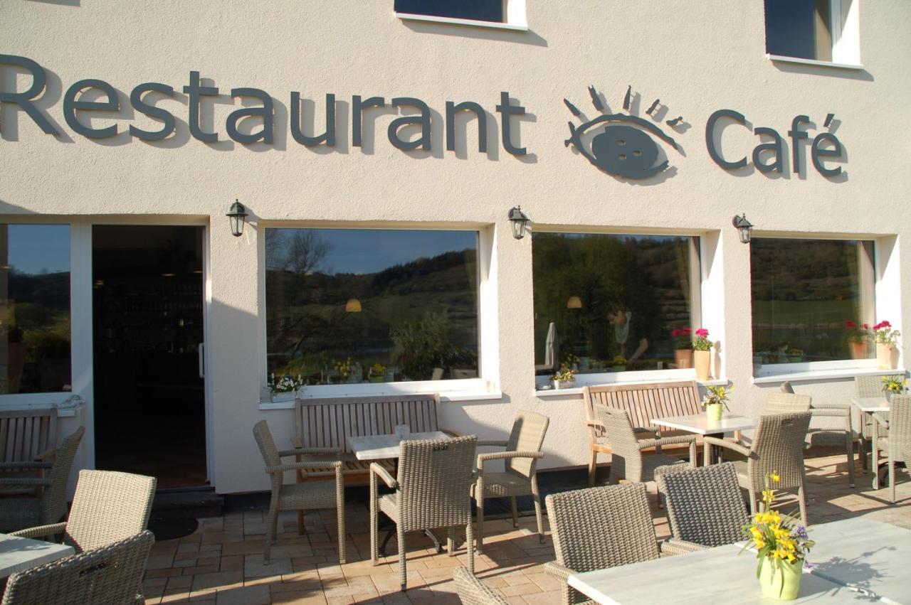Hotel-Ferienwohnungen Cafe Maarblick 샬켄메렌 외부 사진