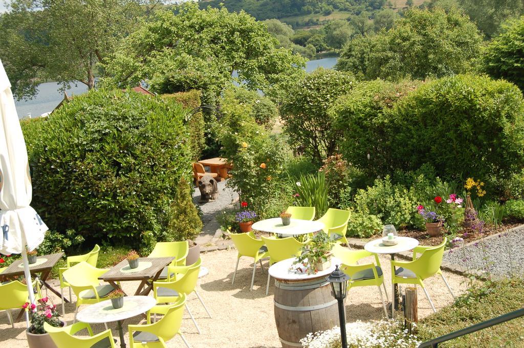 Hotel-Ferienwohnungen Cafe Maarblick 샬켄메렌 외부 사진